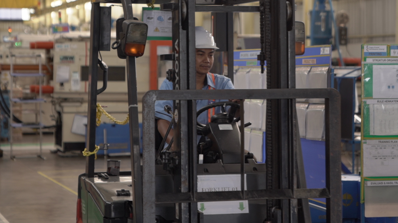 Produsen Bahan Acuan